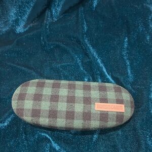 Beaver Canoe Green and Black Checkered Glasses Case